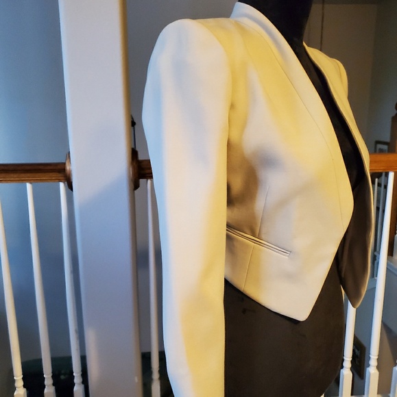 Jacket - Picture 2 of 5